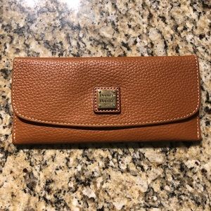 Dooney & Bourke card wallet